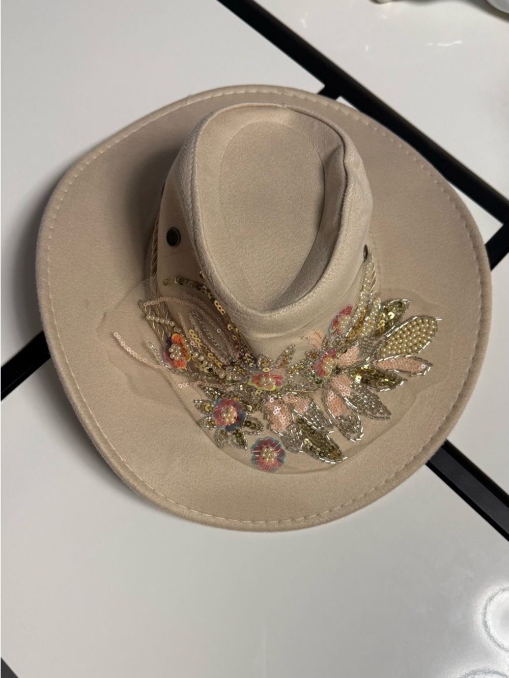 Boho Floral Embellished Cowboy Hat - Beige